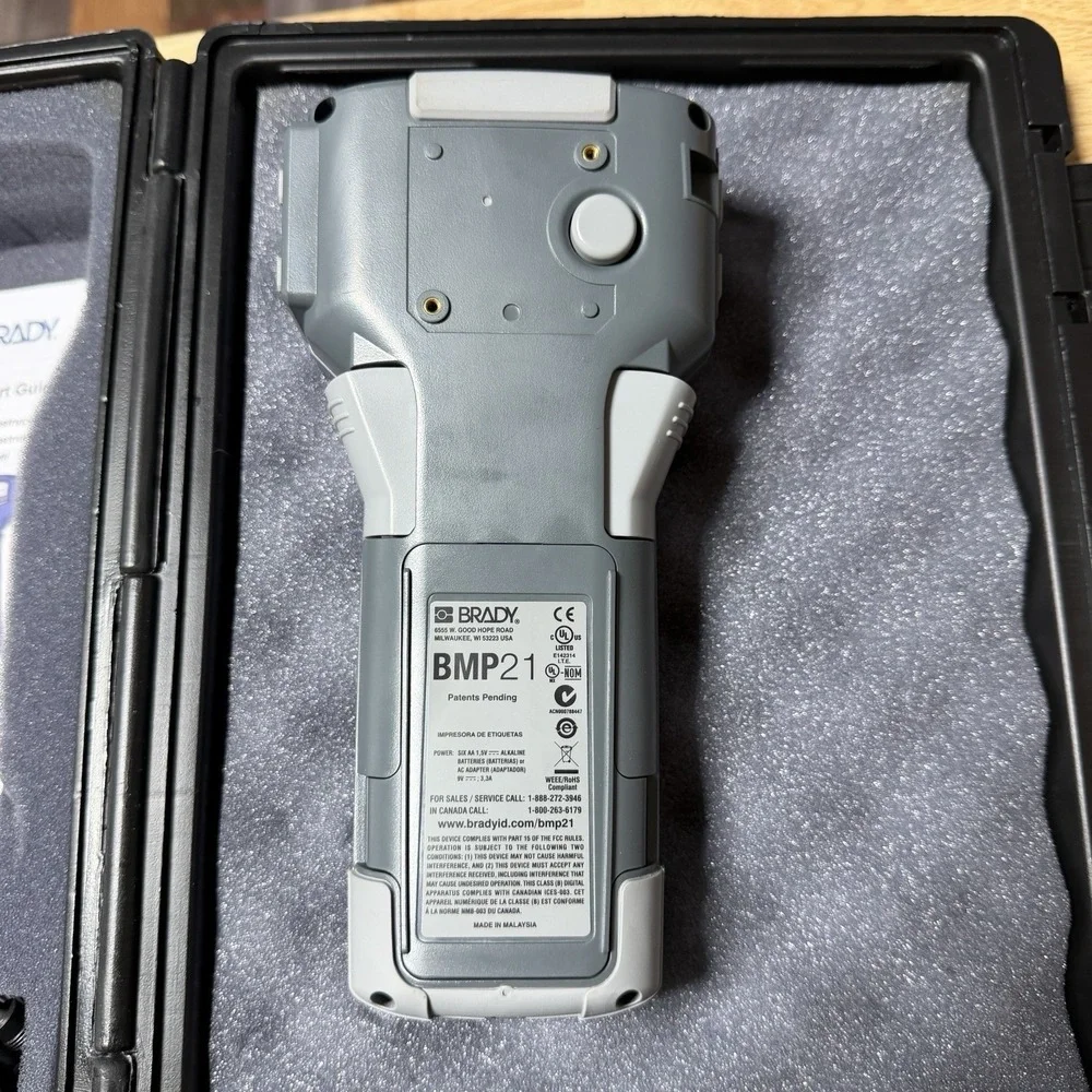 Brady BMP21 Handheld Label Printer Battery & AC/DC Power W Case